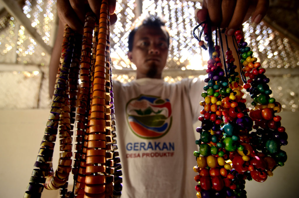 Kerajinan Balung Tutul1