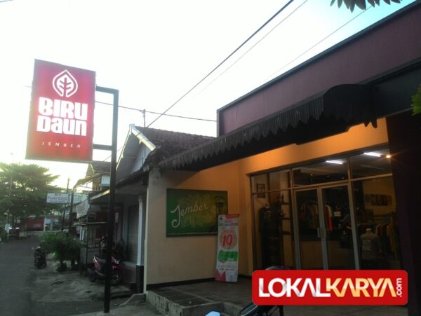 BIRU DAUN, Kaos Nuansa Jember | LokalKarya.id