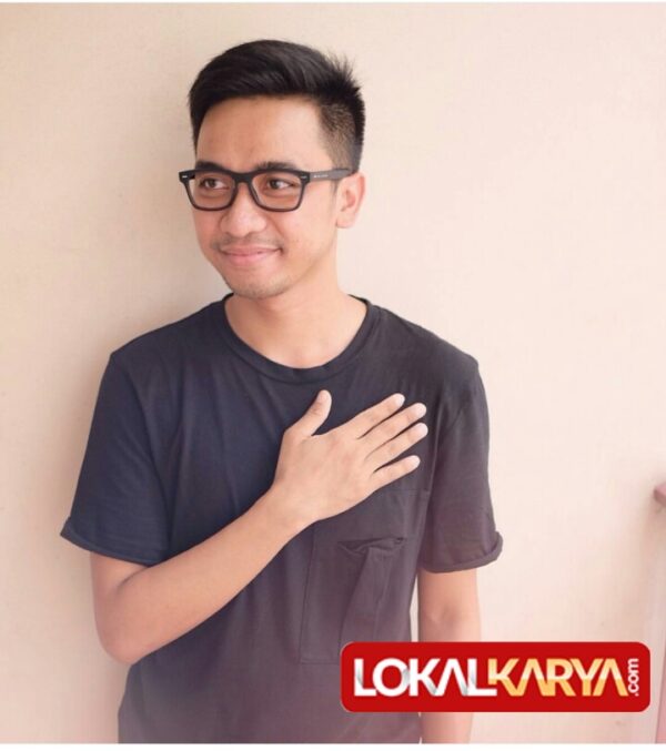 MakeUp  Artist for The Year asal Jember