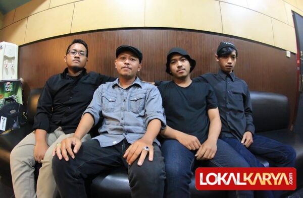 From This Accident band, Meluaskan karya bermusik hingga Eropa