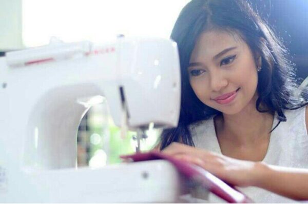 Barbie Berkostum Jember Fashion Carnaval (JFC)