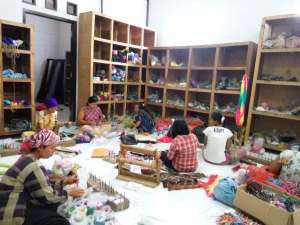 Gelang Tali Kulit Asal Kalisat Jember Tembus Pasar Eropa | Jamal Handycraft