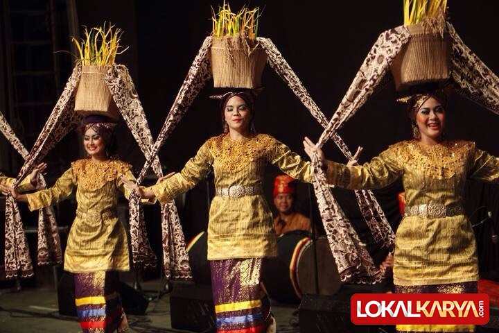 Menari Untuk Pencitraan Bangsa